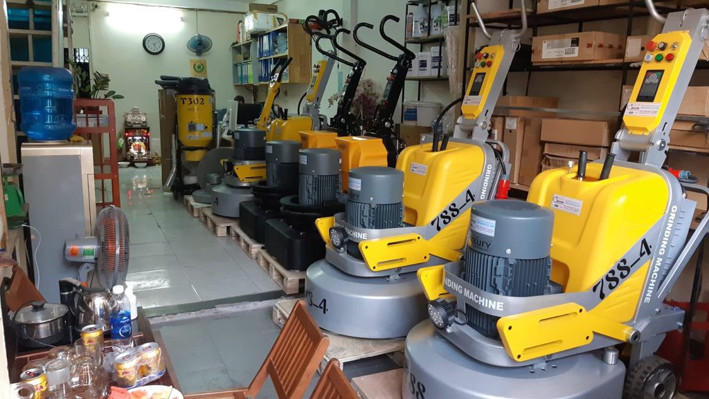 Cho thuê máy chà sàn ( Renting scrubber )